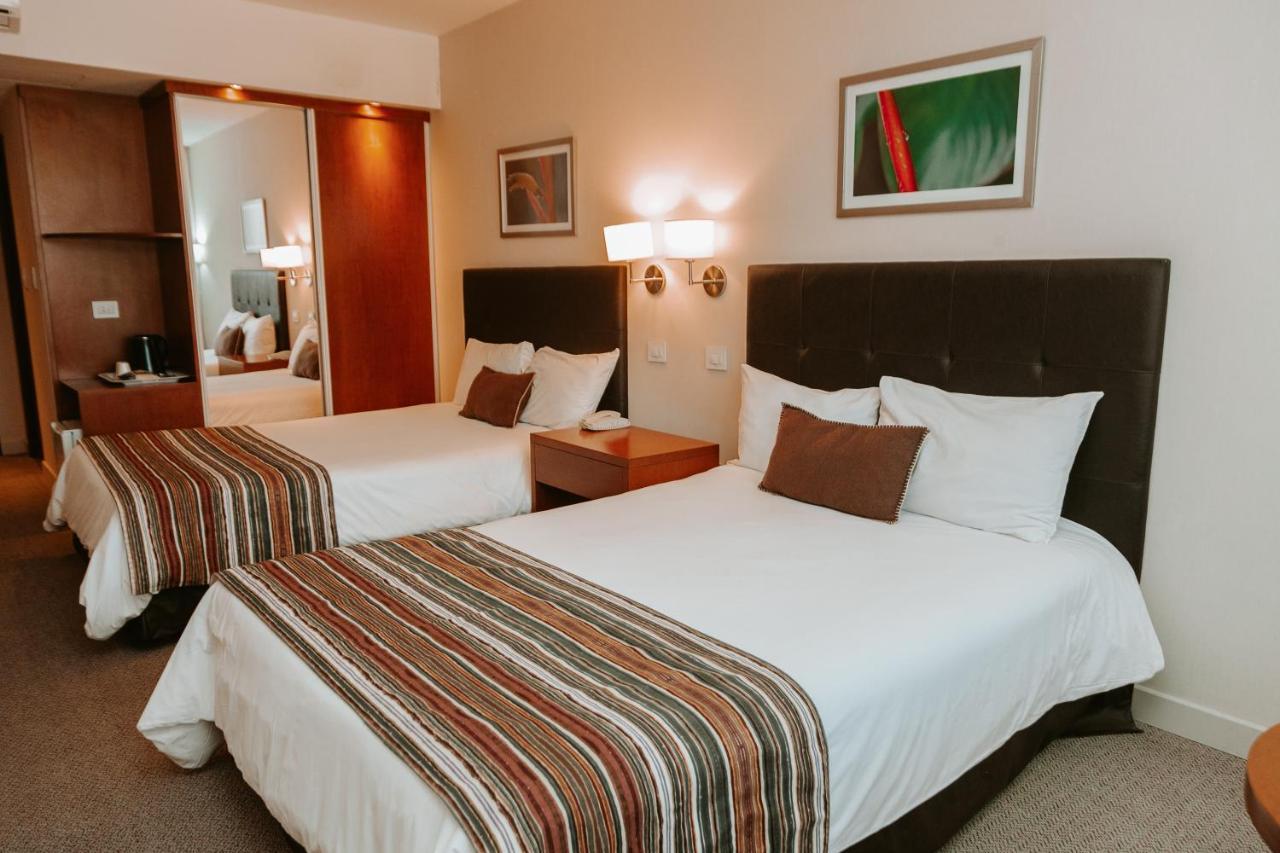 Howard Johnson Hotel Yerba Buena Zewnętrze zdjęcie
