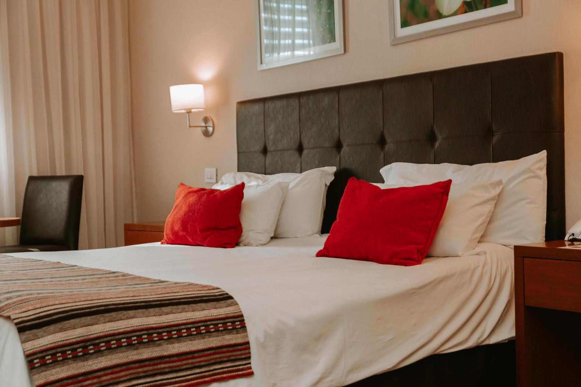Howard Johnson Hotel Yerba Buena Zewnętrze zdjęcie